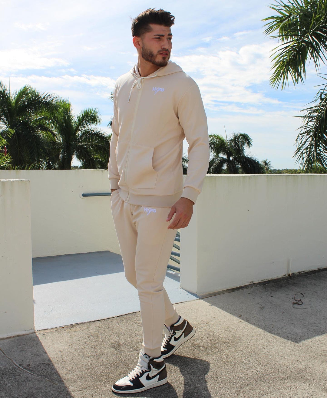 Cream Hypo-thermic tracksuit